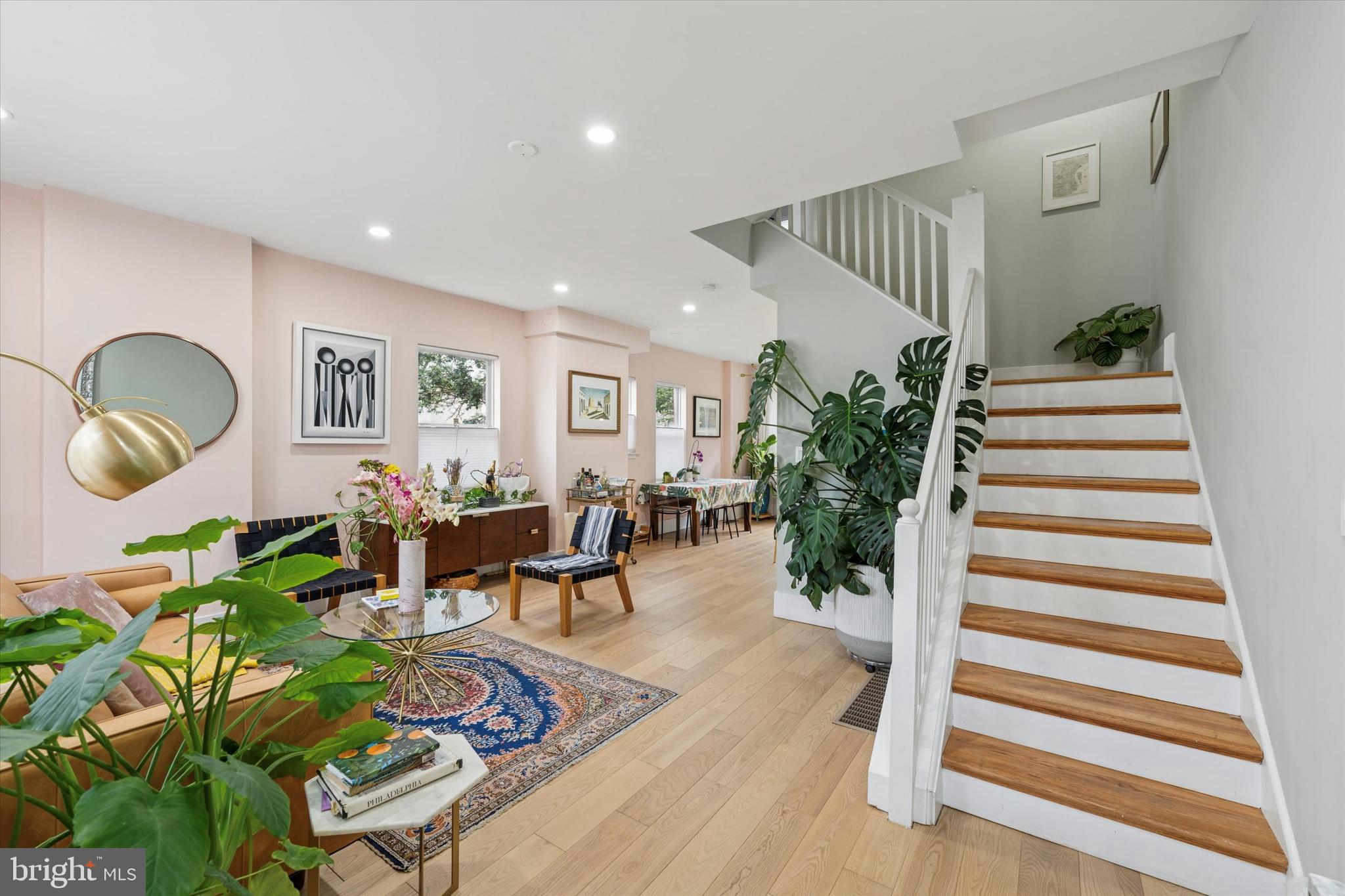 SHARSWOOD - Residential