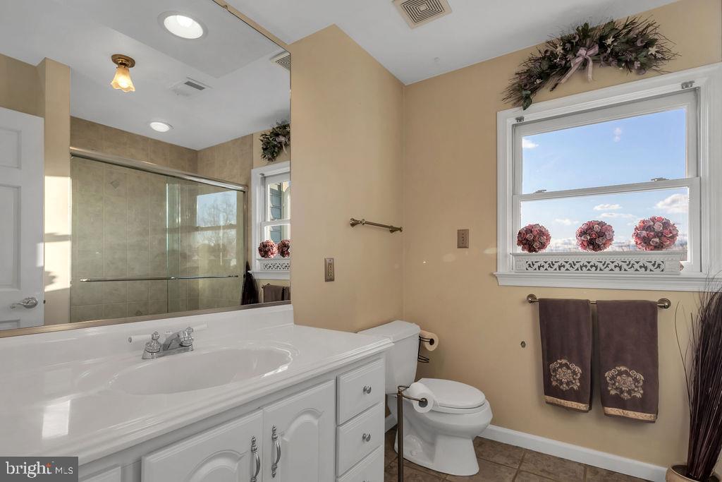 BARCLAY RIDGE - Residential