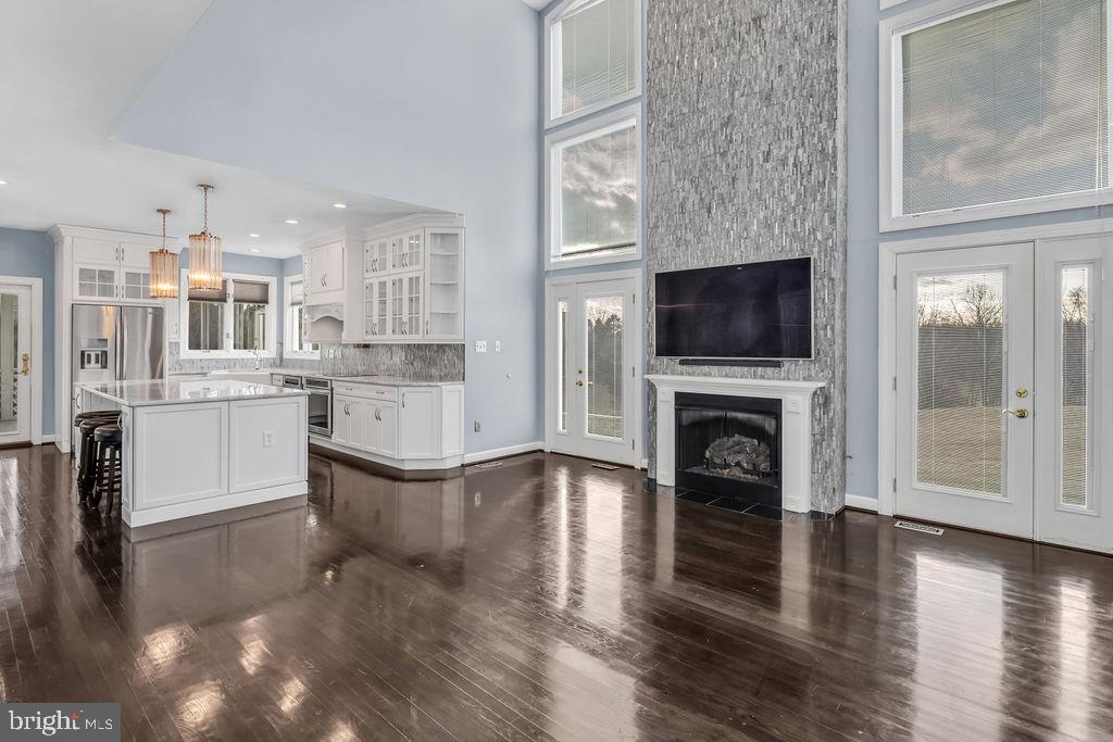 BARCLAY RIDGE - Residential