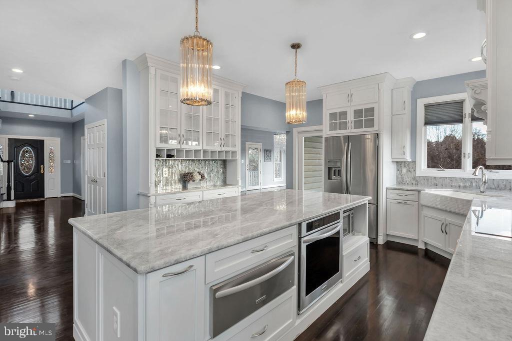 BARCLAY RIDGE - Residential