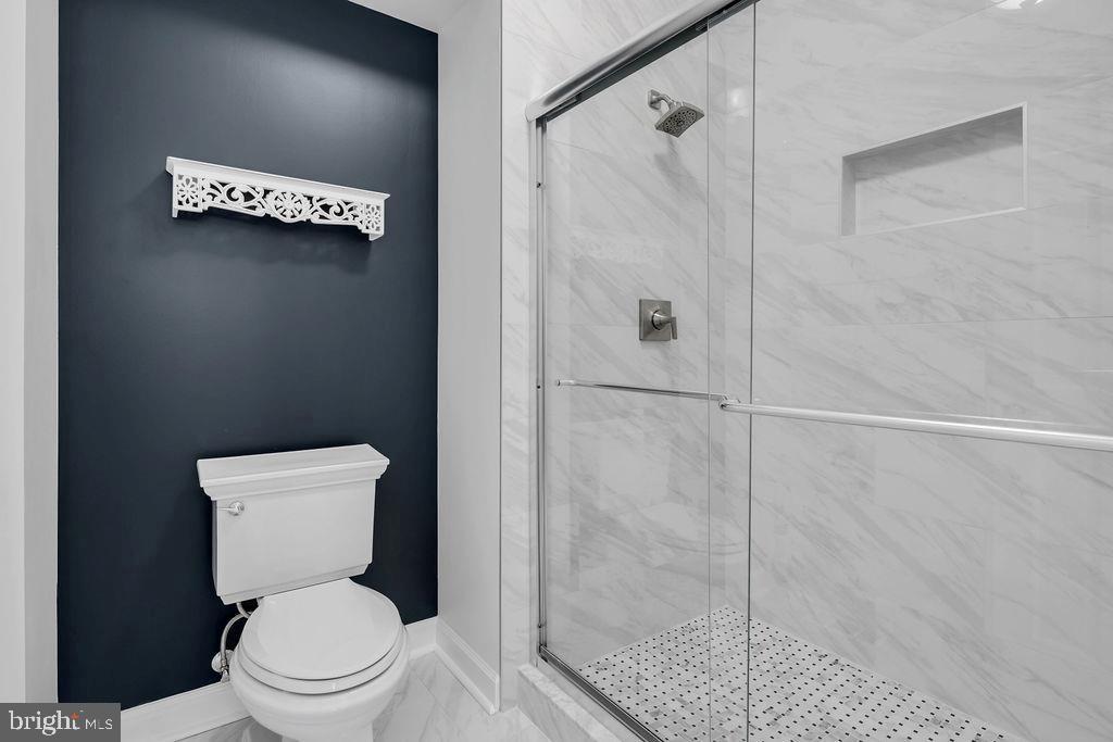 BARCLAY RIDGE - Residential