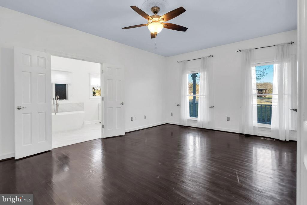 BARCLAY RIDGE - Residential