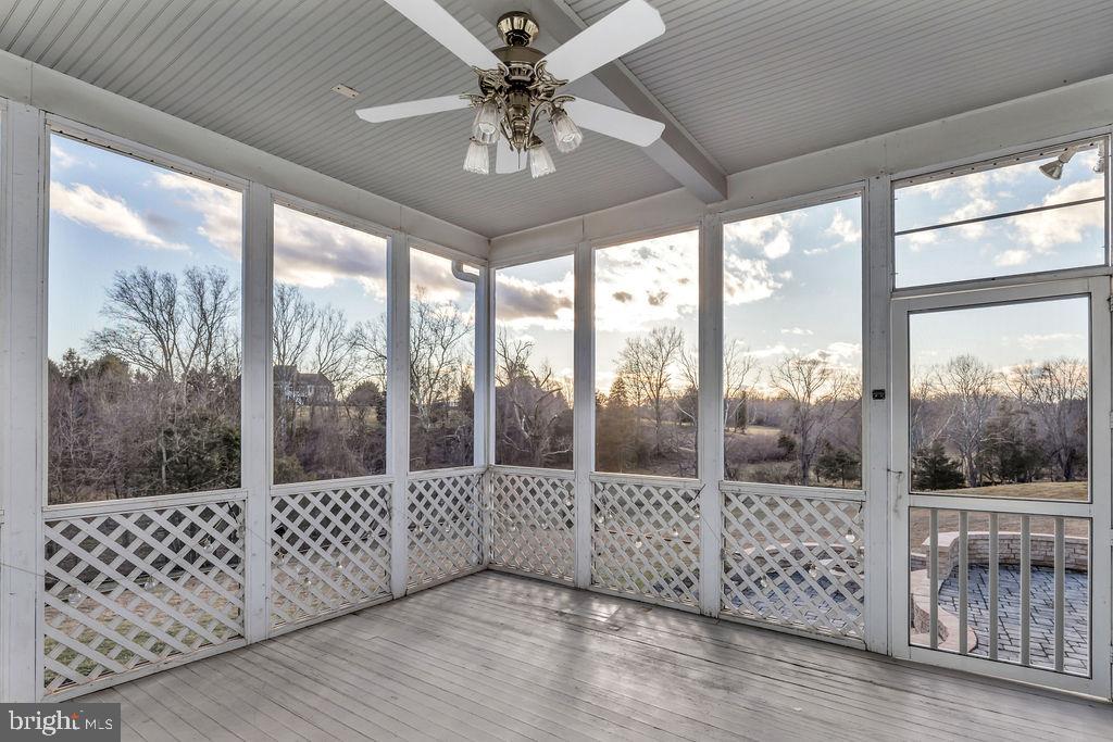 BARCLAY RIDGE - Residential