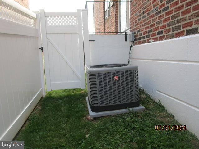 MONTCLAIR - Residential