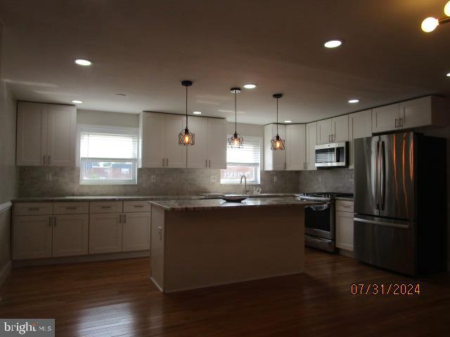 MONTCLAIR - Residential