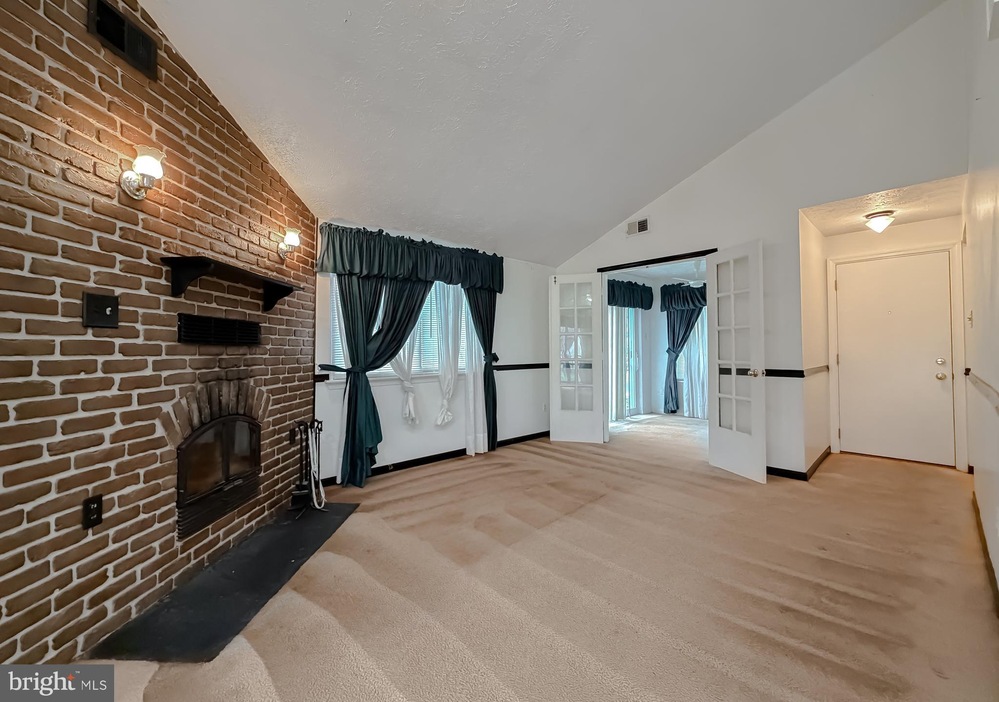 ST CHARLES SUB - WAKEFIELD - Residential