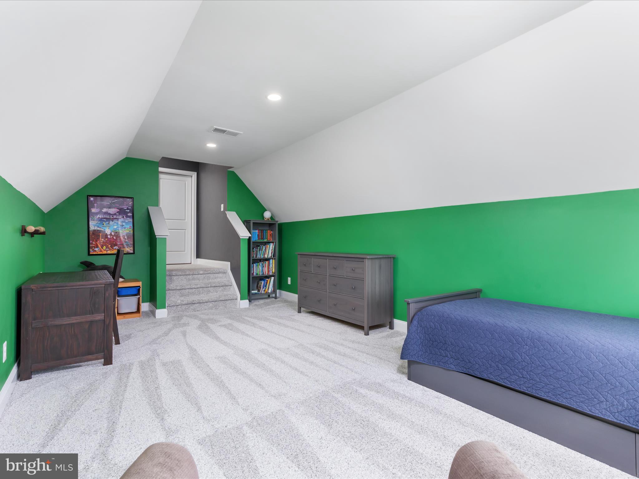 DOMINION VALLEY COUNTRY CLUB - Residential