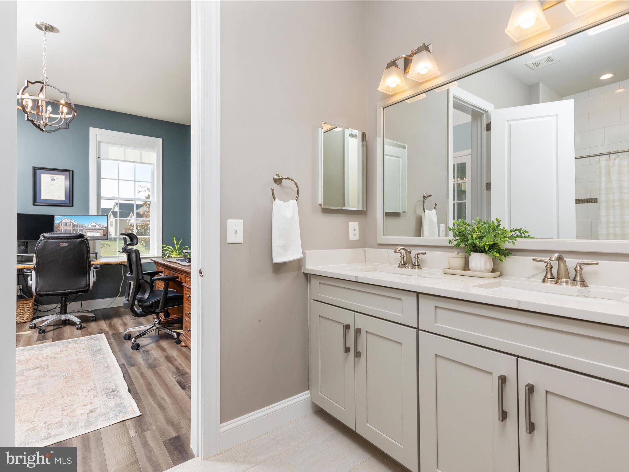 DOMINION VALLEY COUNTRY CLUB - Residential