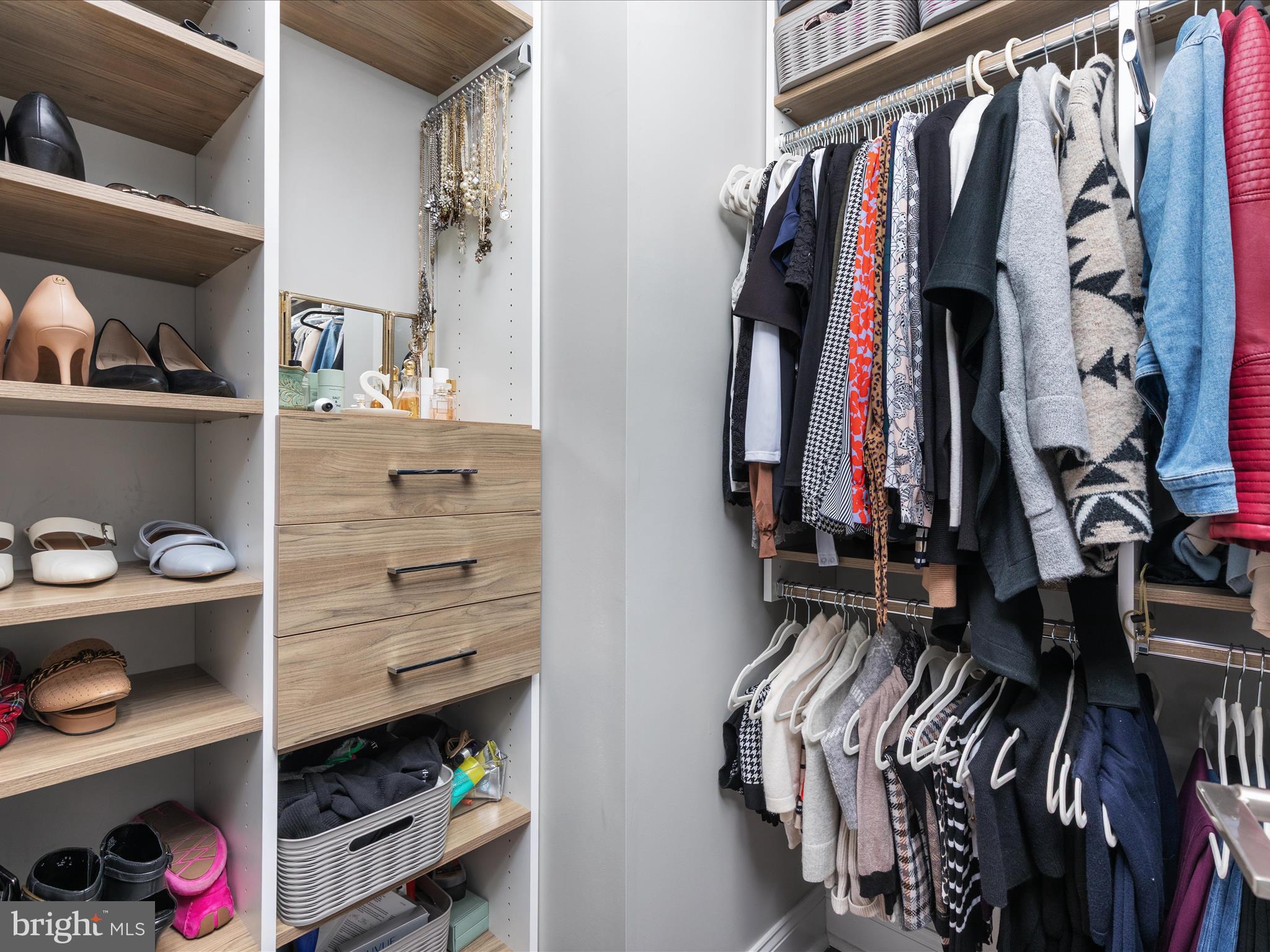 DOMINION VALLEY COUNTRY CLUB - Residential