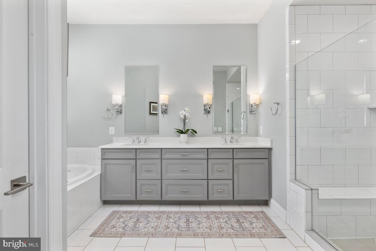 DOMINION VALLEY COUNTRY CLUB - Residential