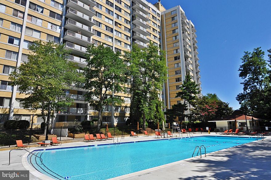 Stunning Contemporary Residence - New York Style 2 Level Condo - tons of light - bright and airy. ALL UTILITIES INCLUDED IN RENT. Spacious living - dining room with hardwood floors and 2 sliding glass doors that open to huge patio - perfect for entertaining and al fresco dining. Large master suite with space for desk or sitting area. 943 sq. ft. total.  Master bath recently renovated.  Excellent Building Amenities: Fitness center, party room, renovated lobby, new pool, tennis courts, 24-hr front desk, secure entrance, picnic area, Metro bus to Pentagon out front, 1 block to shopping center.  APPLY ONLINE:  https://arlingtonrealty.appfolio.com/listings/detail/875a08fc-0fec-4146-a501-842e3c85c553