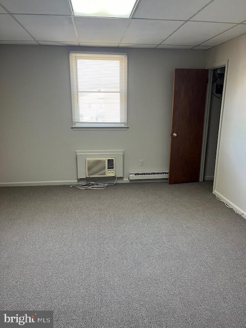 LAFAYETTE HILL - Commercial Lease