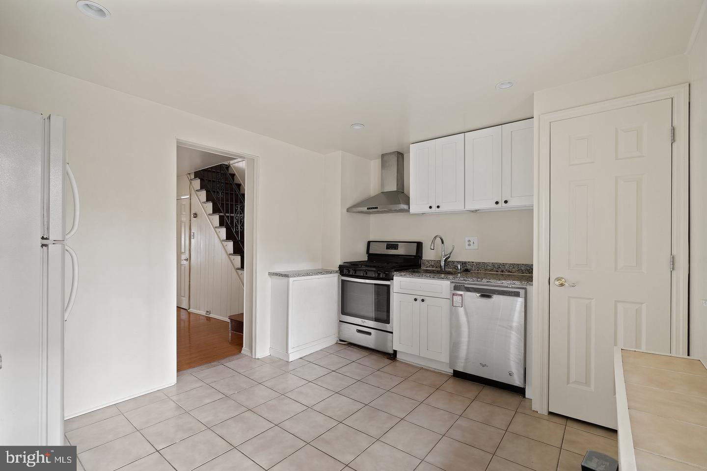 PENNSPORT - Residential Lease