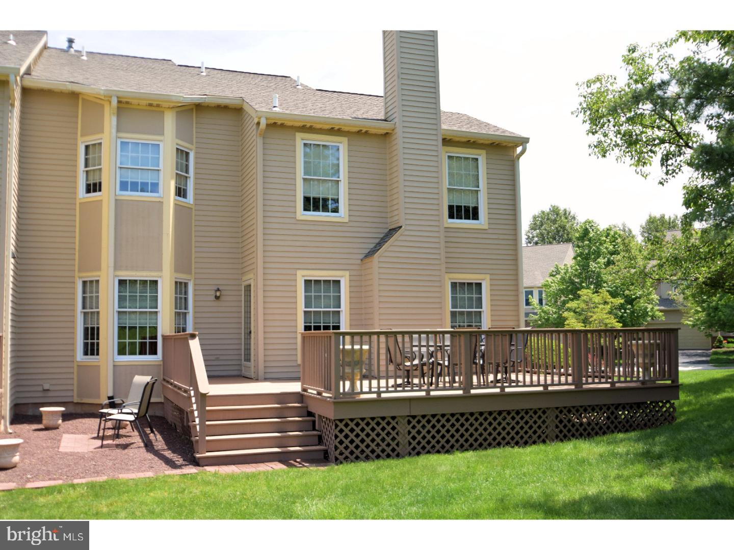 PINE CREST - Residential
