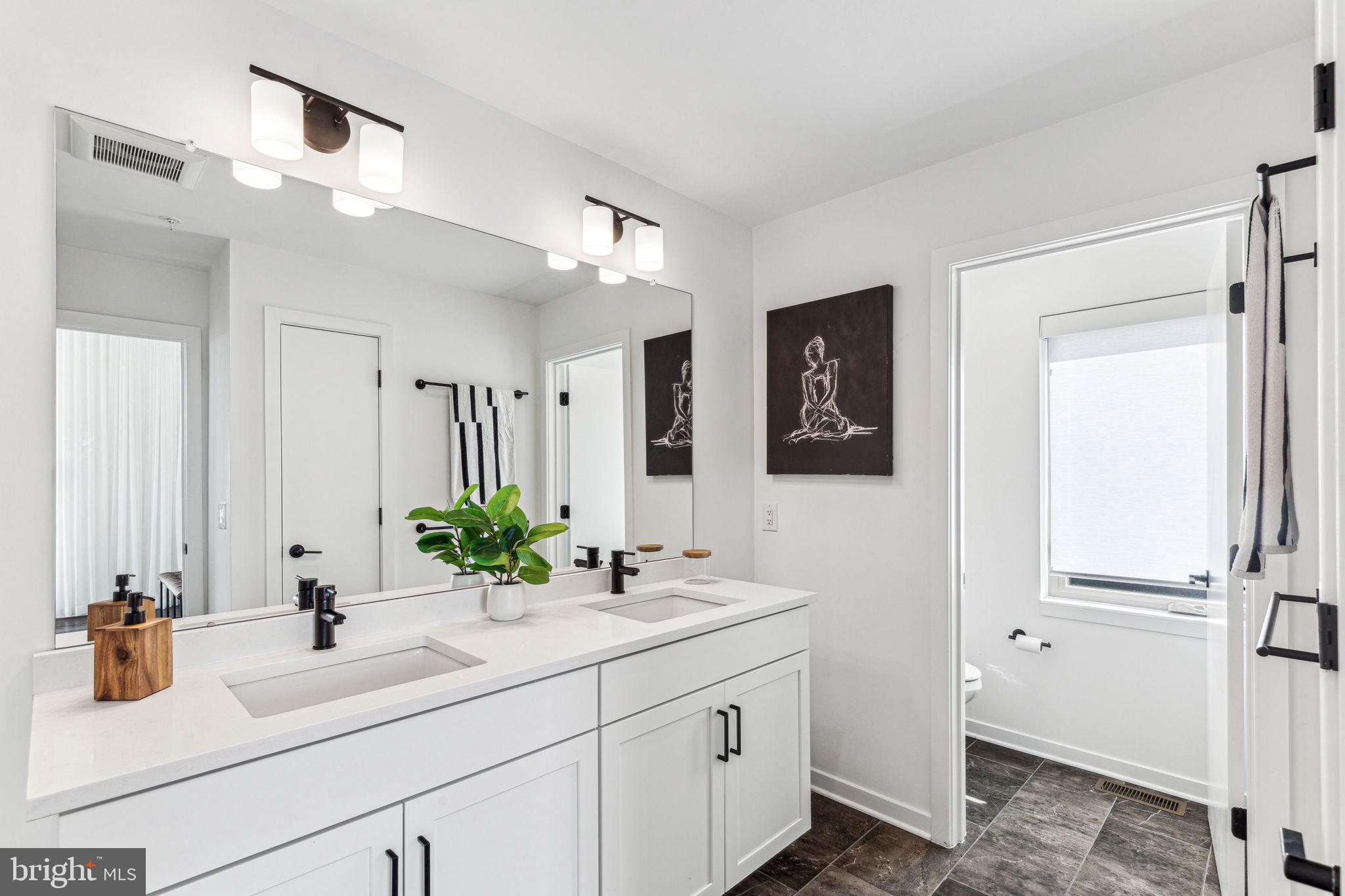 NORTHBANK - Residential