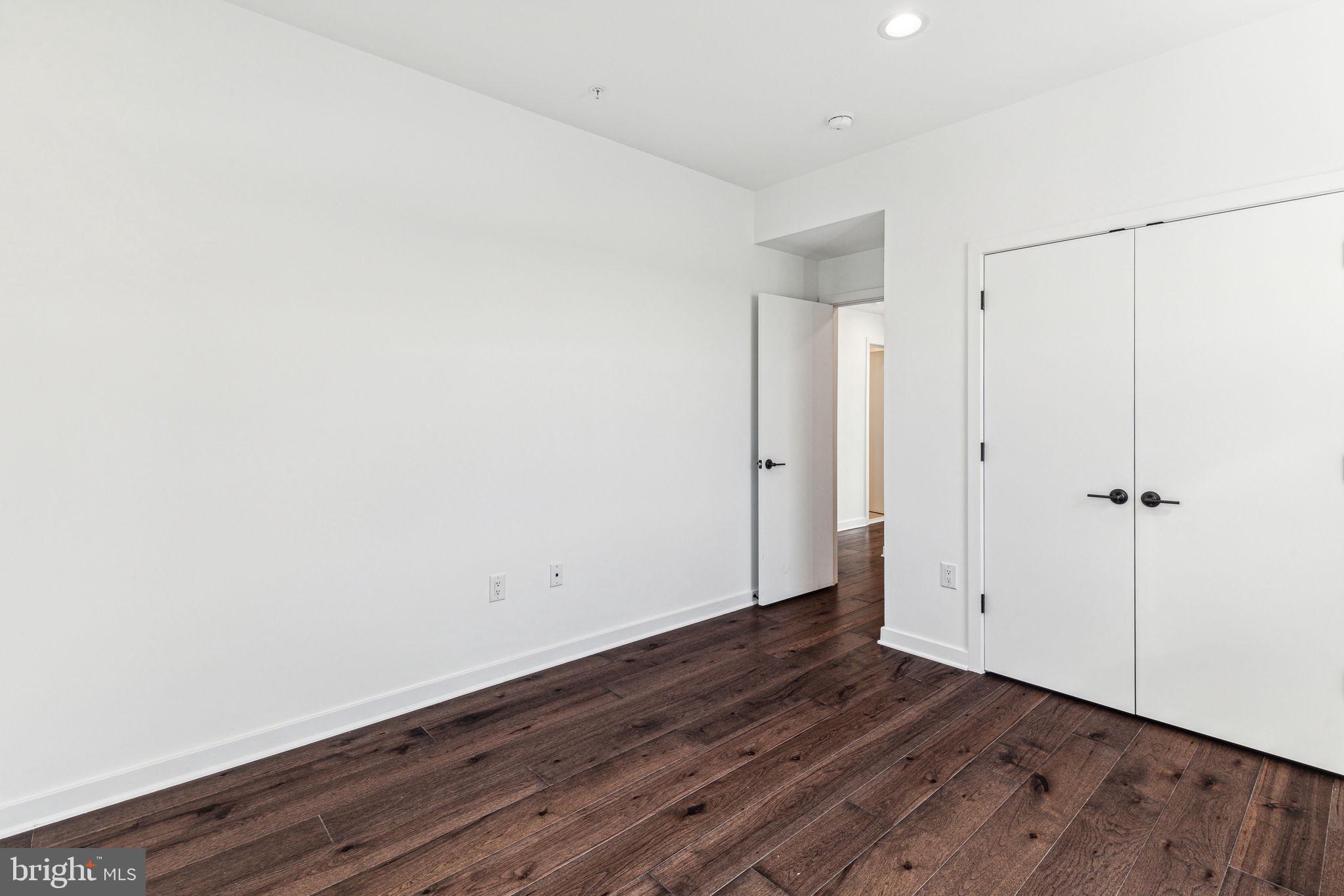 NORTHBANK - Residential