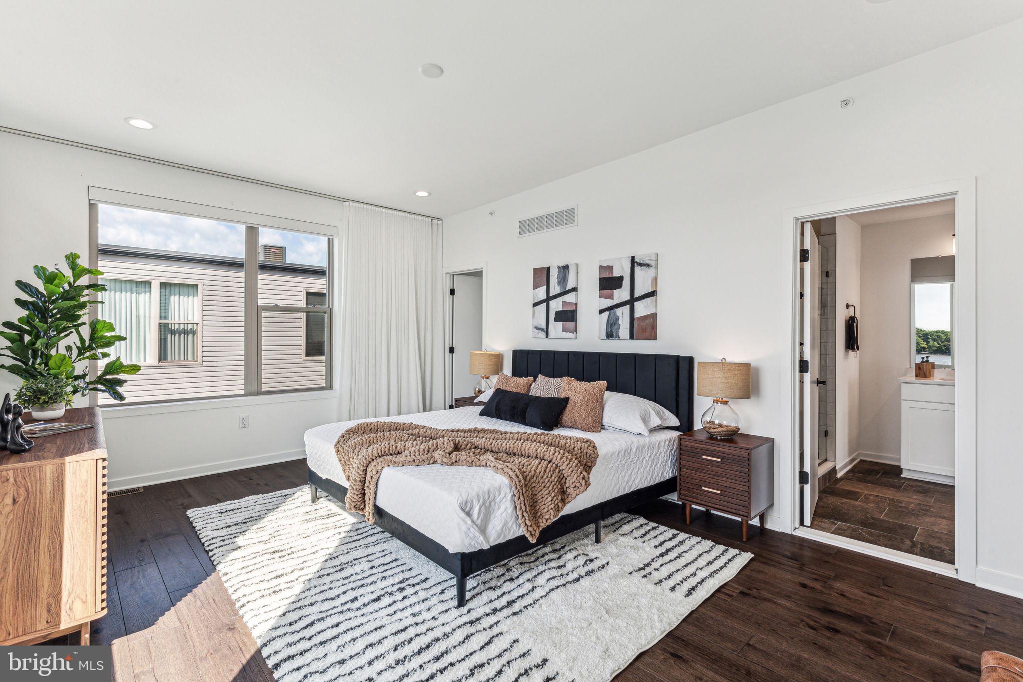 NORTHBANK - Residential