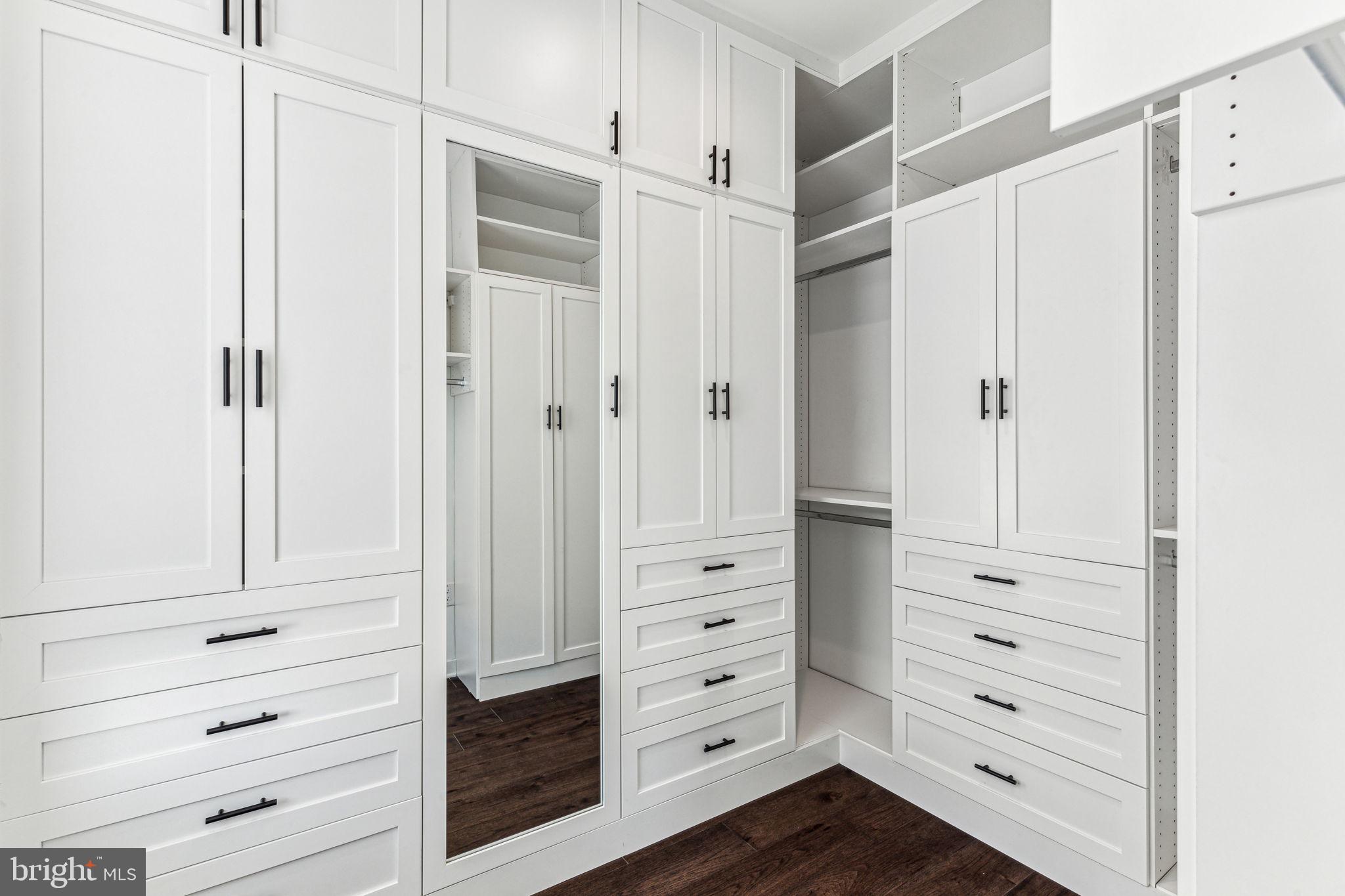 NORTHBANK - Residential