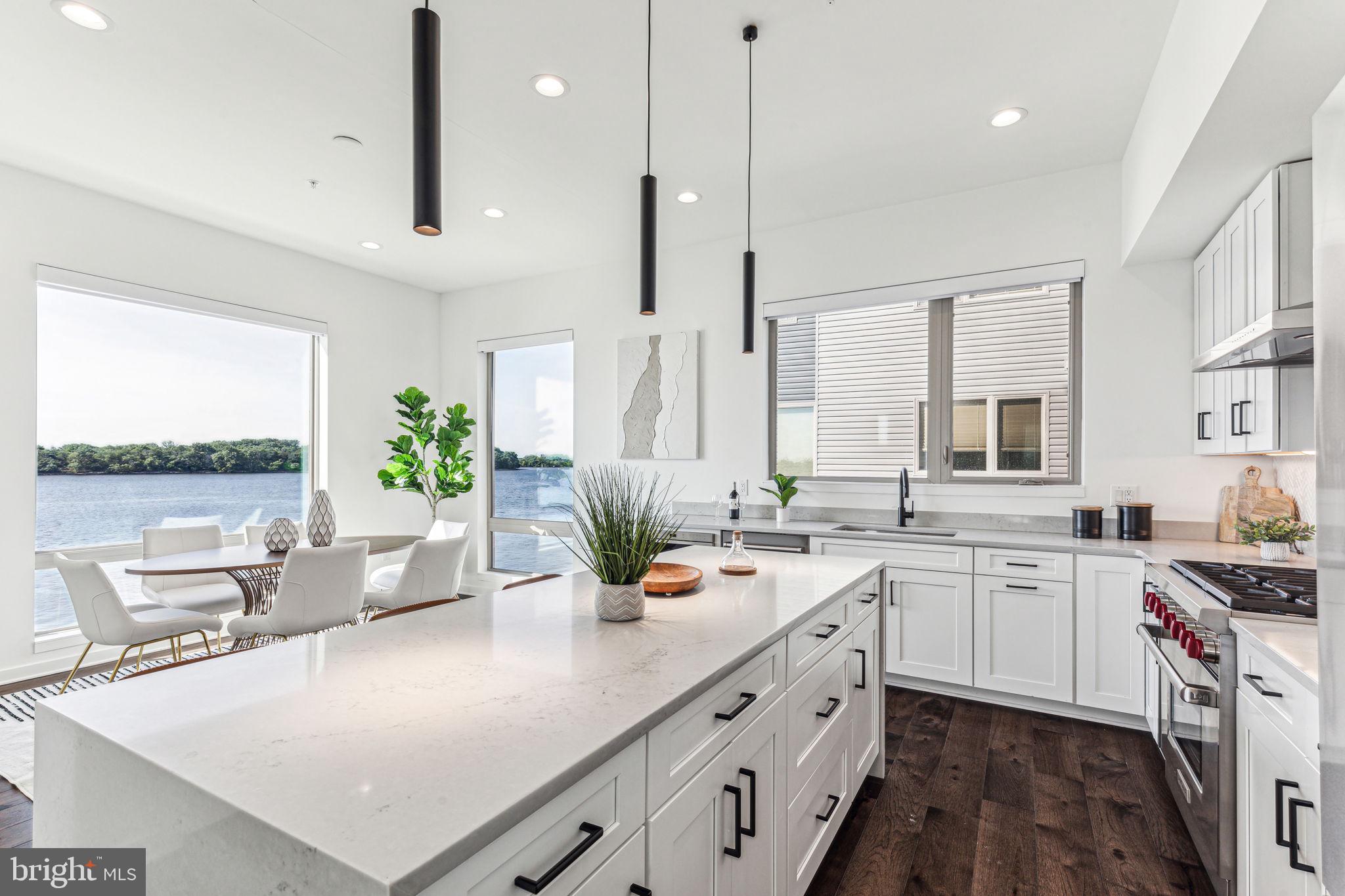 NORTHBANK - Residential