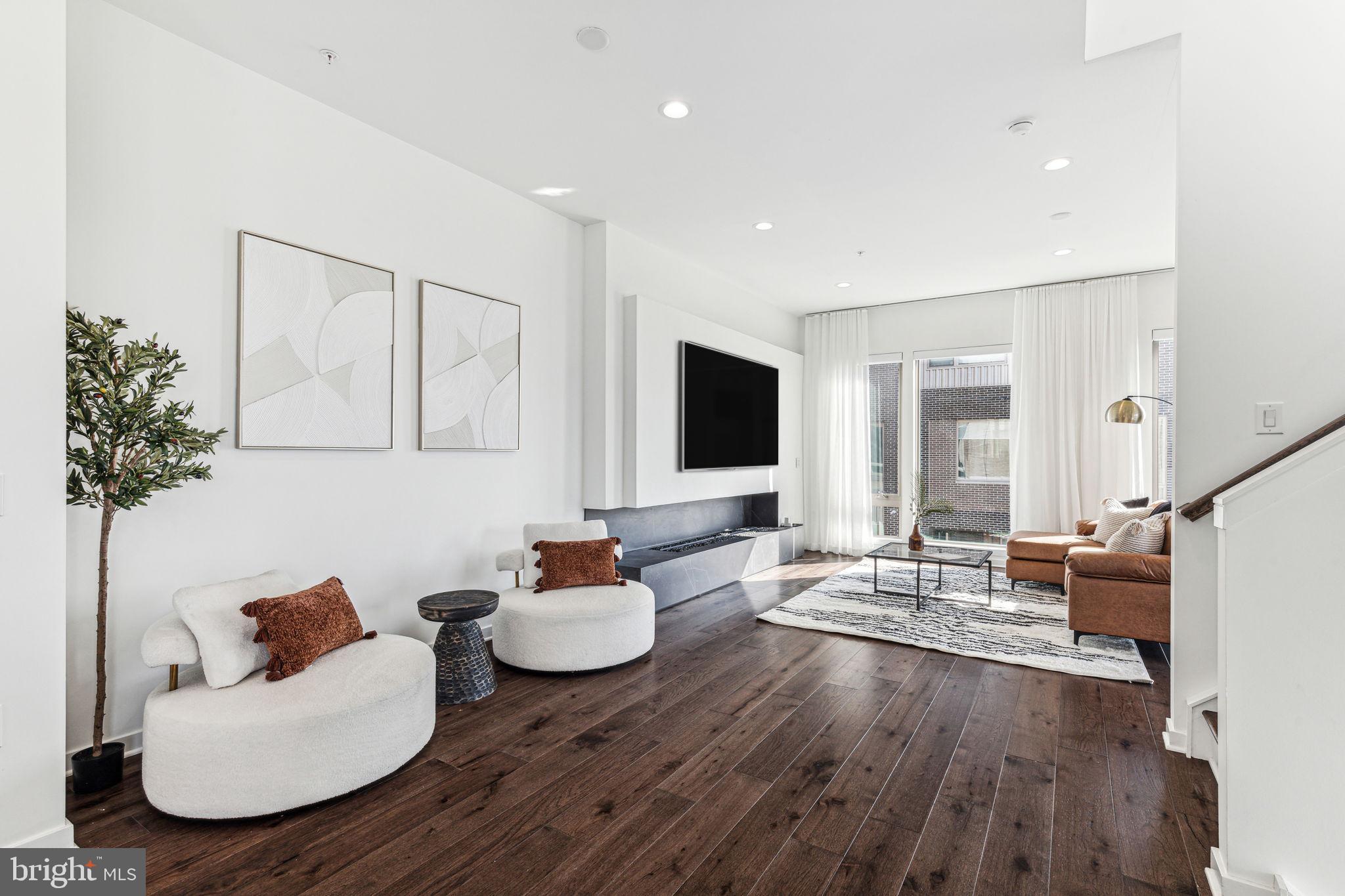 NORTHBANK - Residential