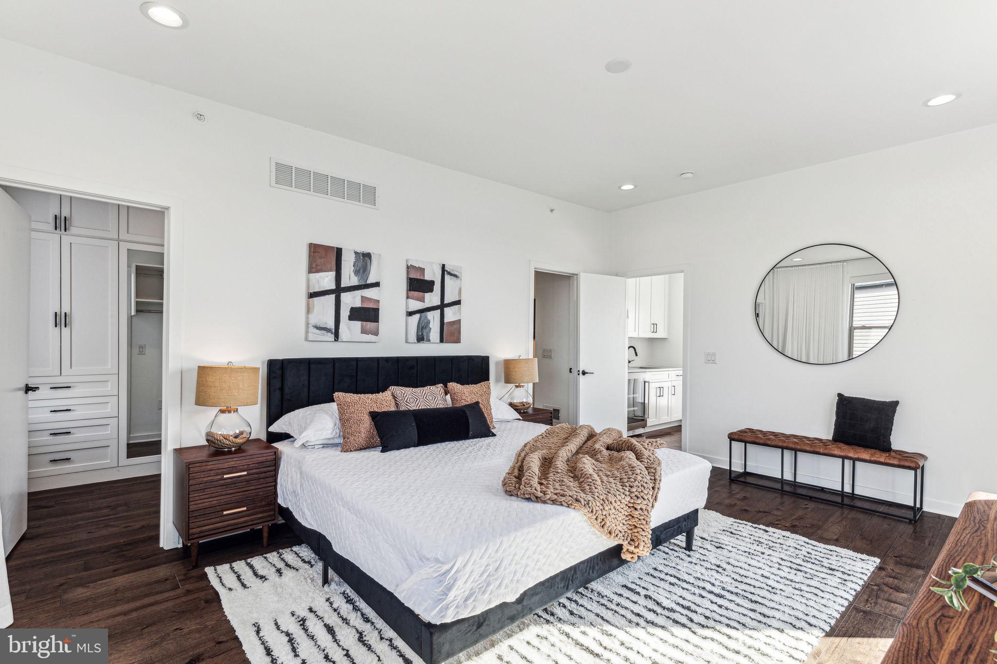 NORTHBANK - Residential