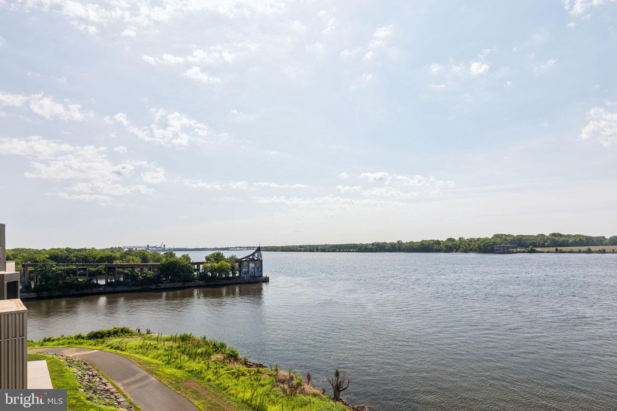 NORTHBANK - Residential