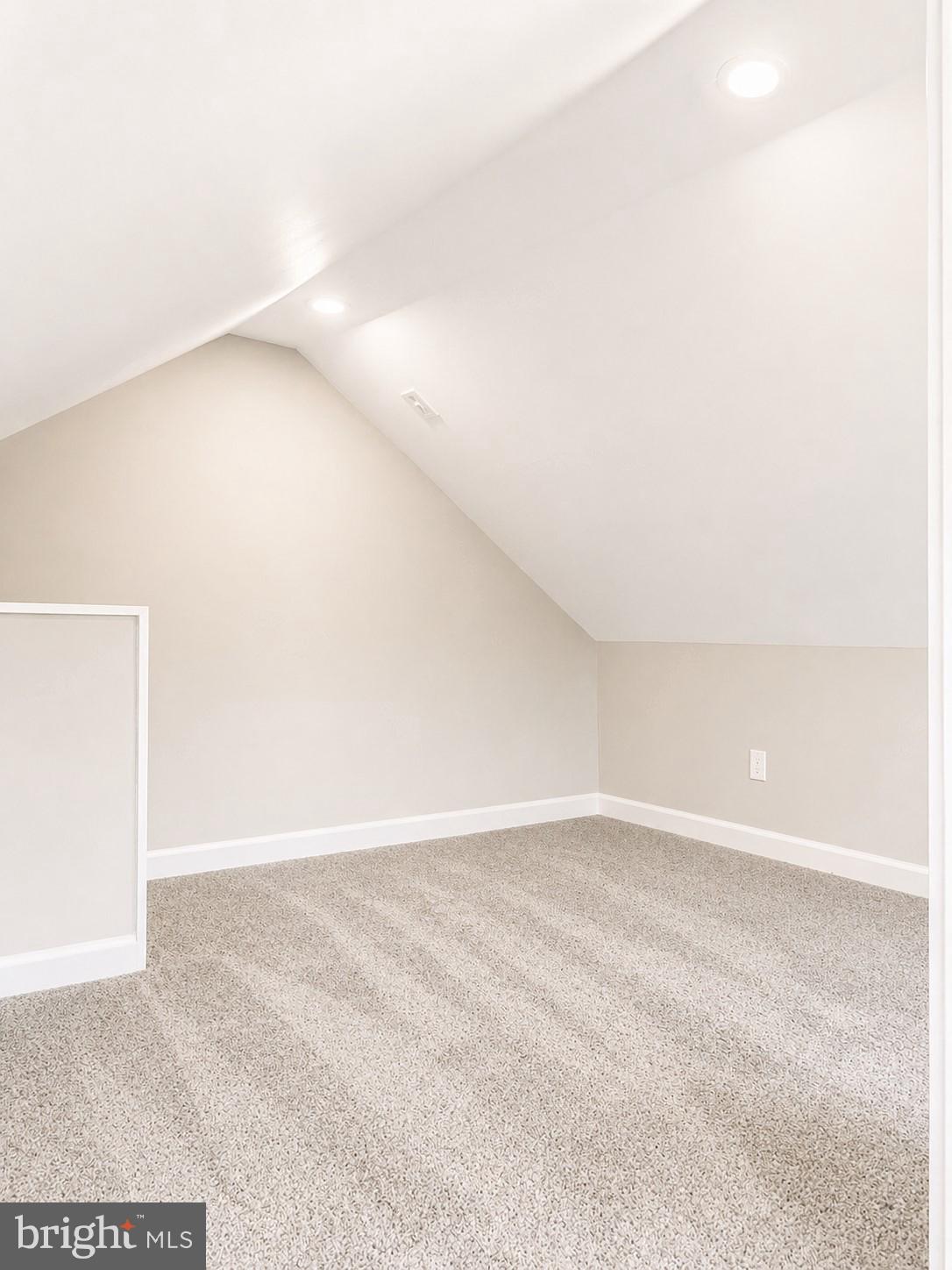 LEBANON CITY - Residential