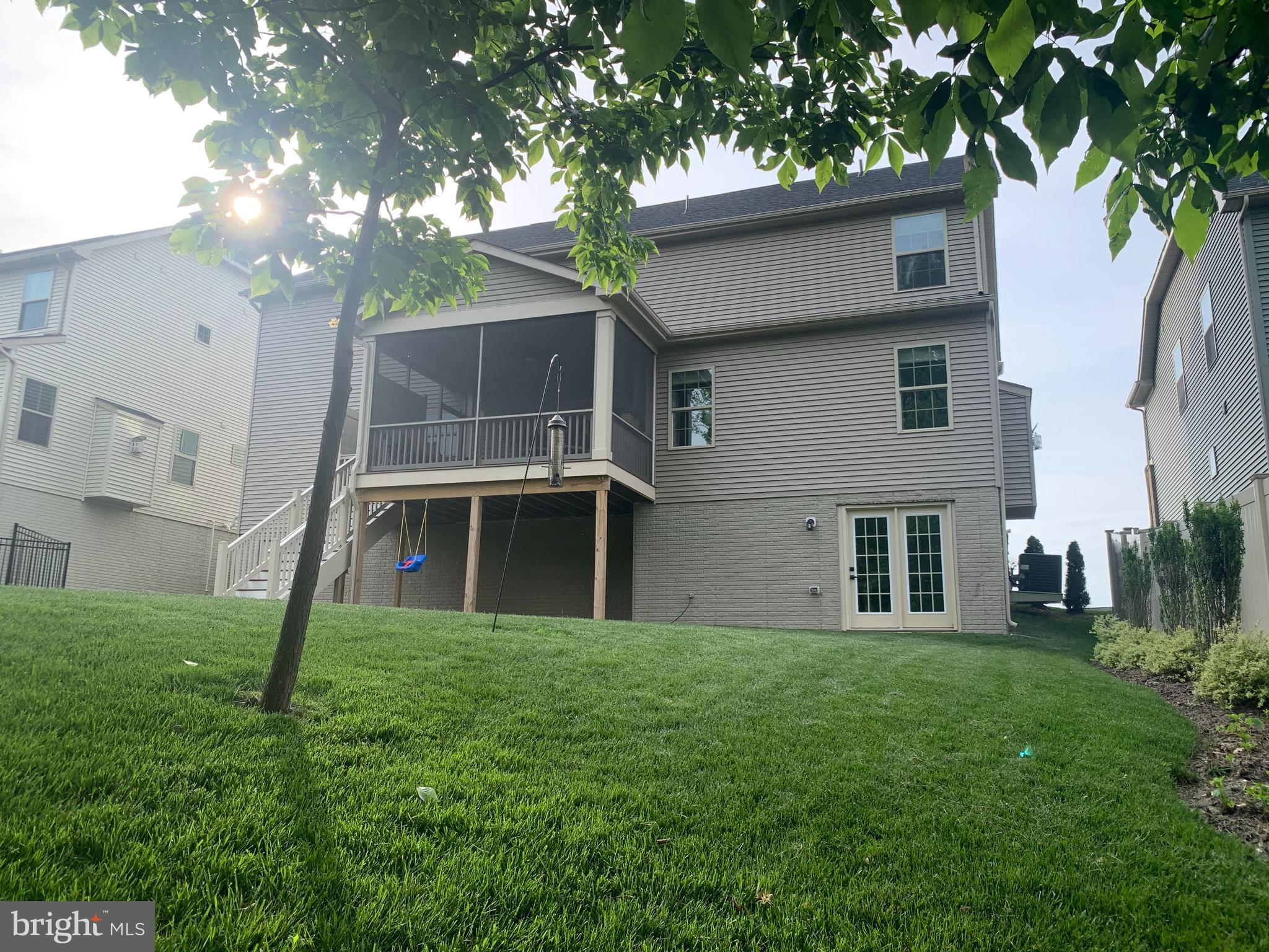 WOODRIDGE AT LAKE LINGANORE - Residential