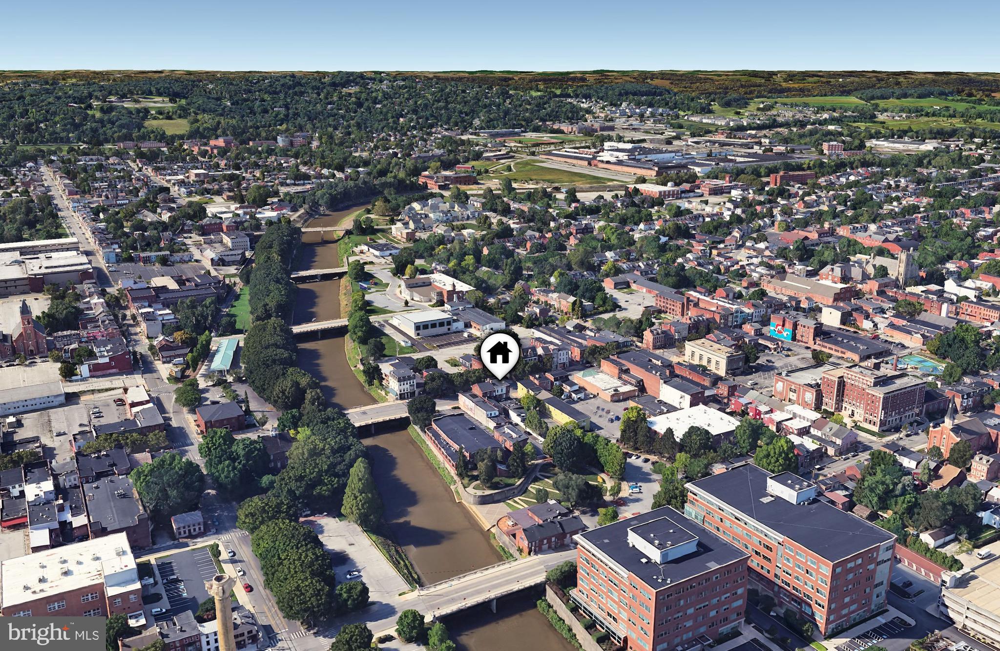 YORK CITY - Commercial Sale