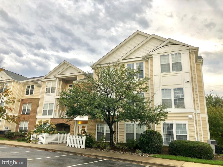 Spectacular ad impeccably maintened, move in ready 3br/2ba secured entry condo on main level (no stairs). Walking distance to shopping and Wegmans.  Easy access, close to public transport and metro bus (direct route to Bethesda).  Spacious, open, sun-filled bedrooms with ample closet space, ceiling fans, large windows. Quiet, serene wooded view.  Gas fireplace, granite kitchen, new HVAC, fresh paint, brand new carpet, full size washer/dryer.   Available immediately. Handicap accessible.  Pets allowed on a case by case basis.  Don't miss out on this beautiful condo.