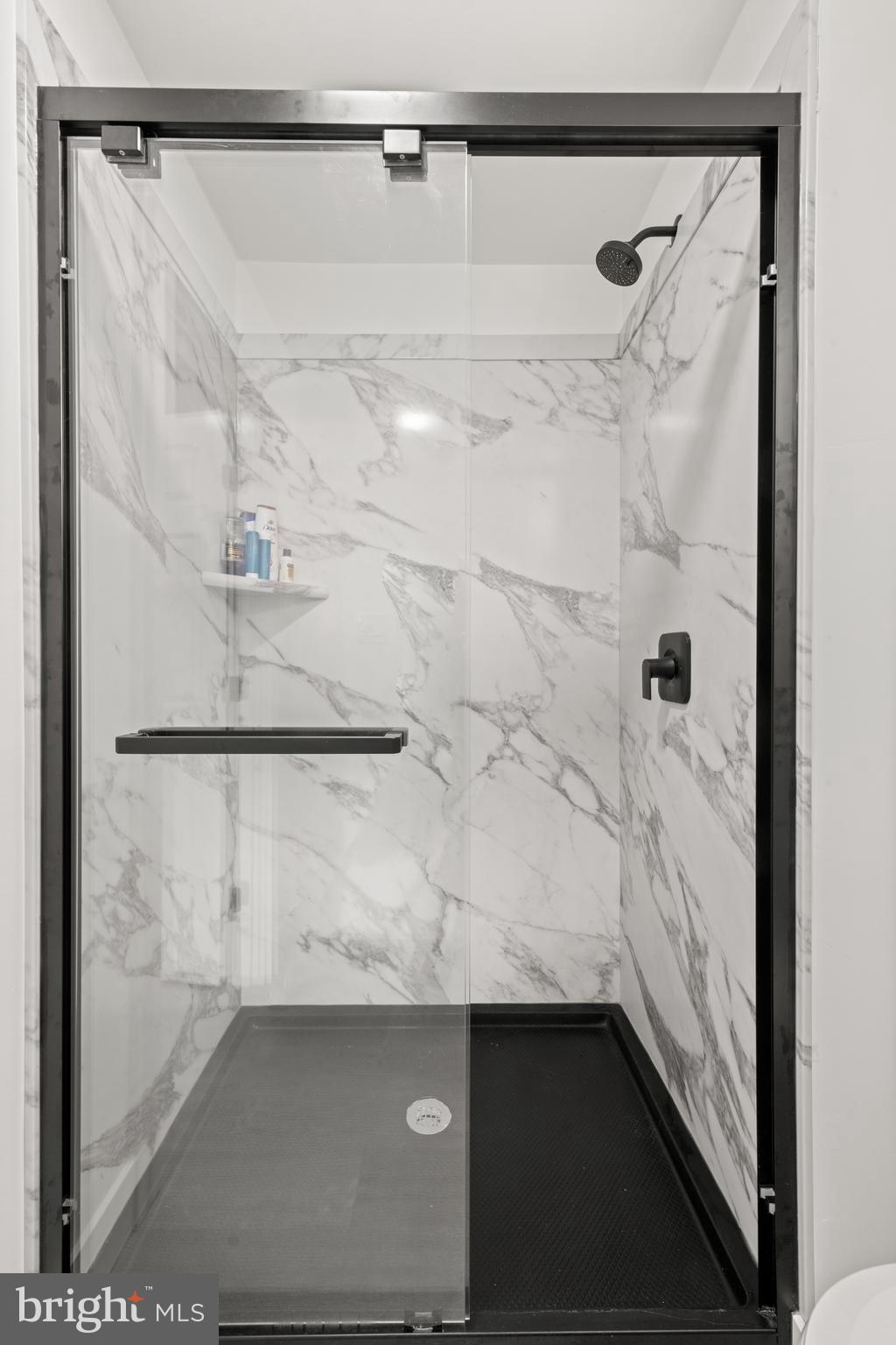 ROLLING MEADOWS - Residential