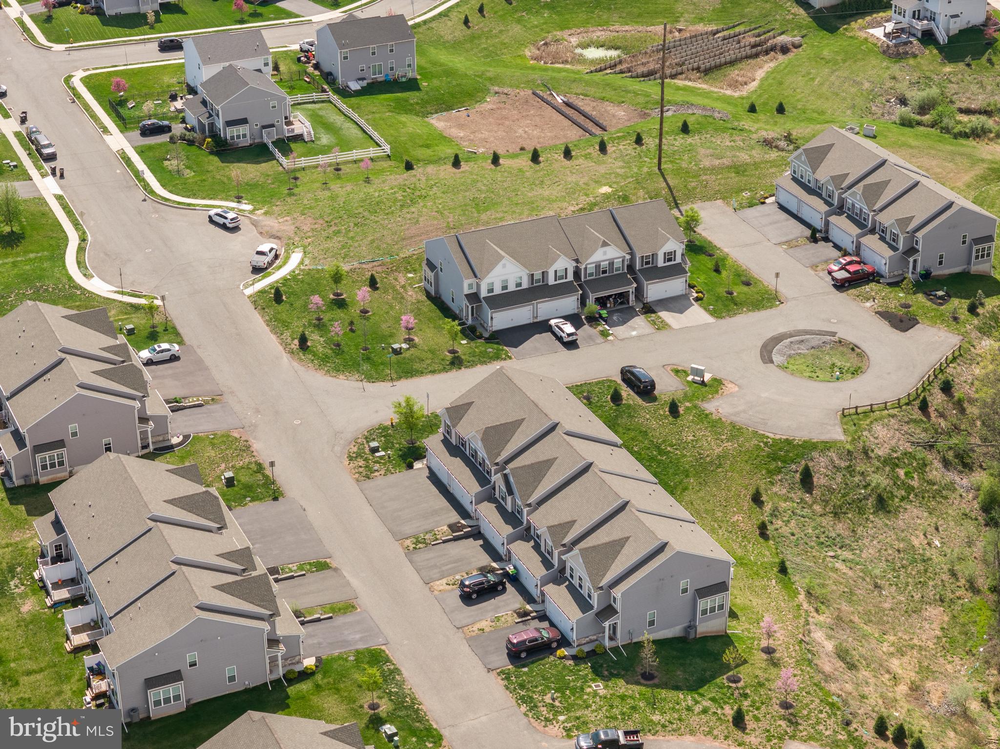 ROLLING MEADOWS - Residential