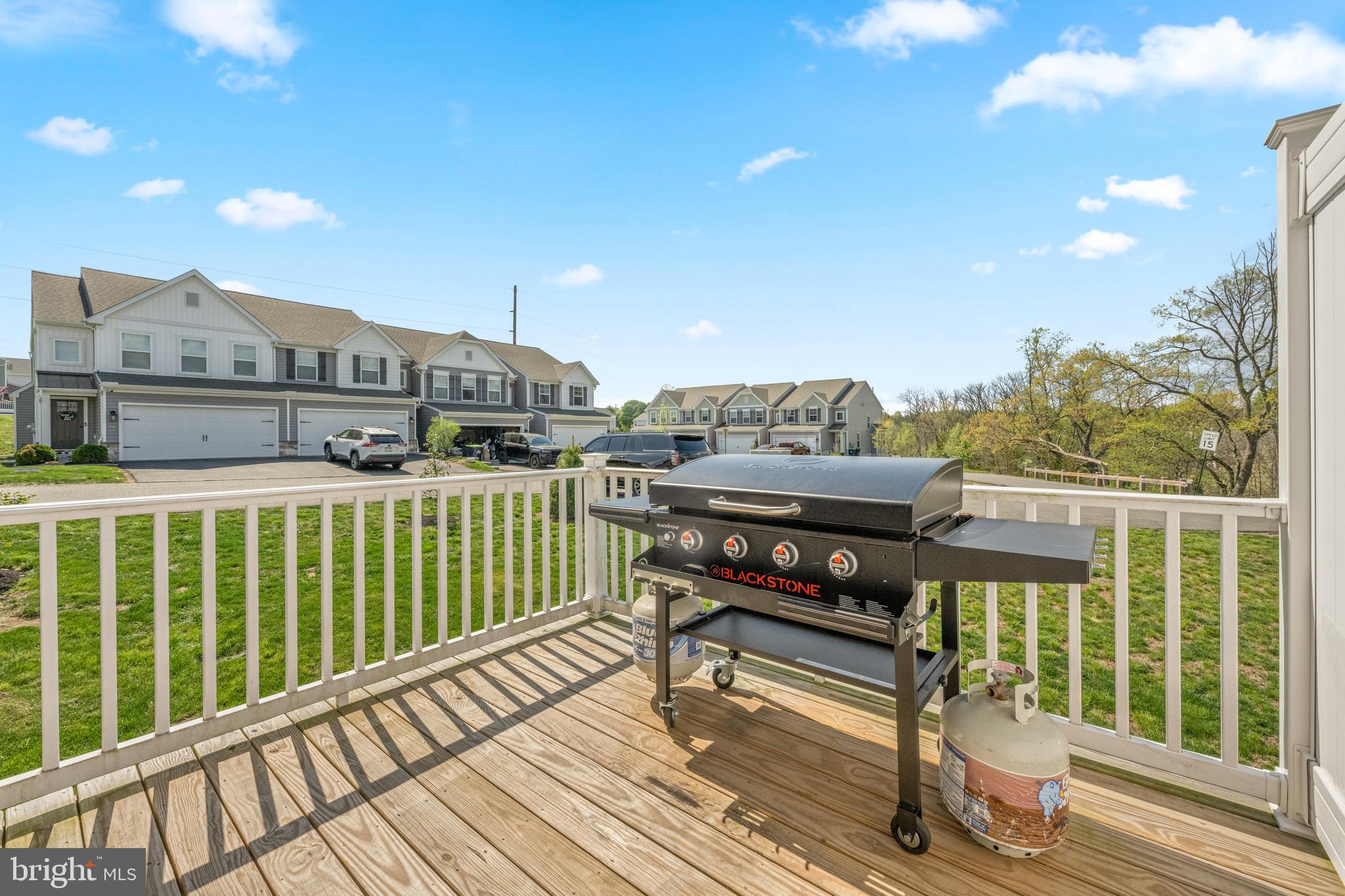 ROLLING MEADOWS - Residential