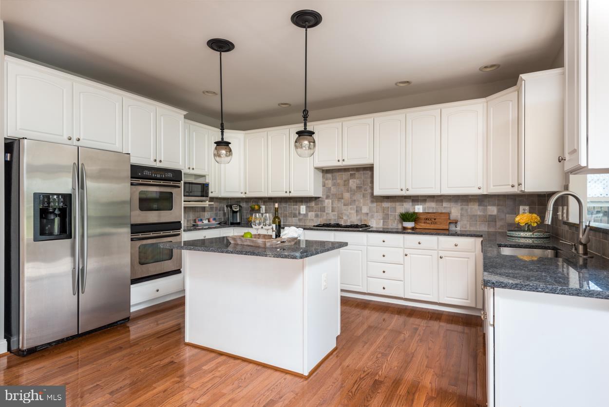 DOMINION VALLEY COUNTRY CLUB - Residential