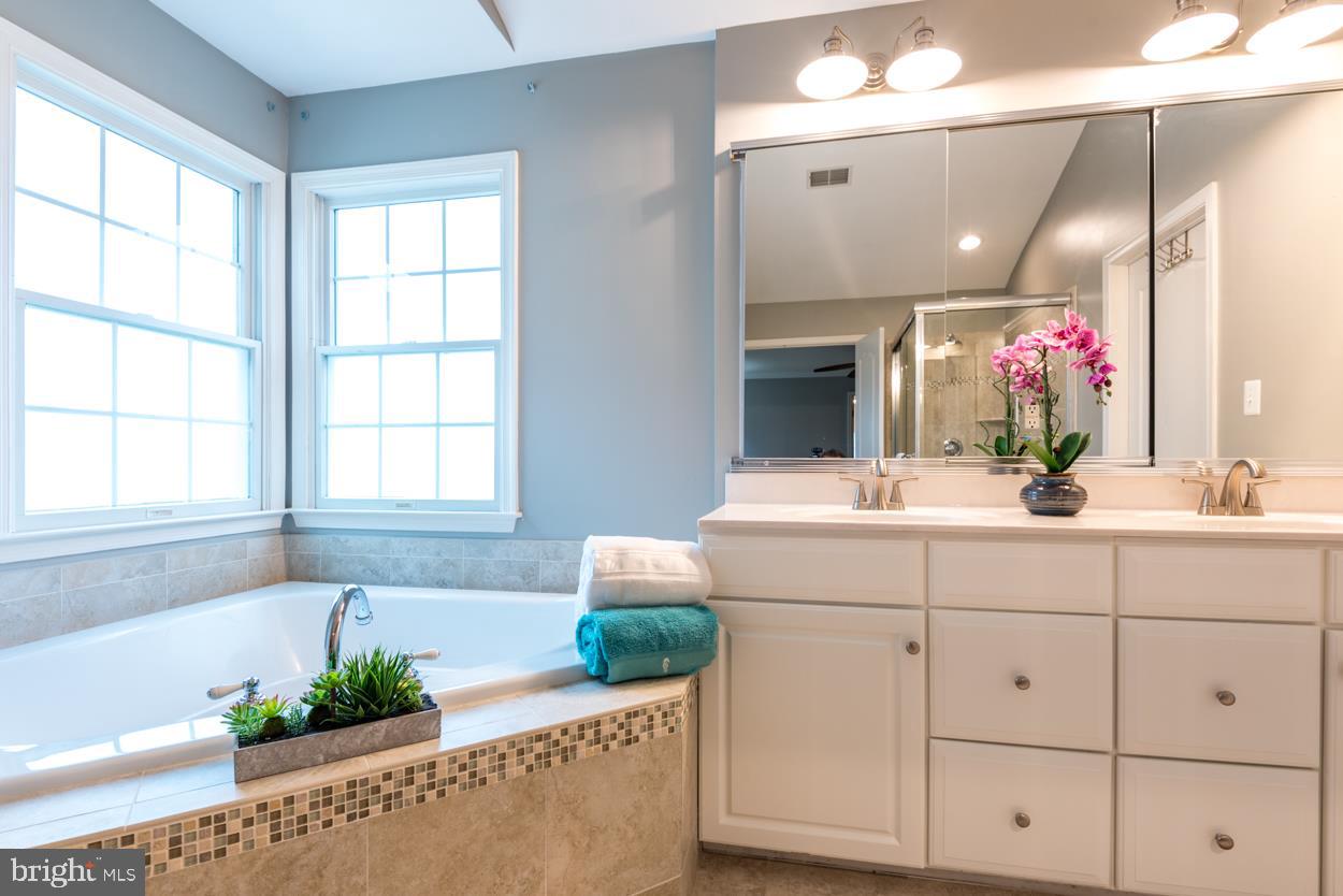 DOMINION VALLEY COUNTRY CLUB - Residential