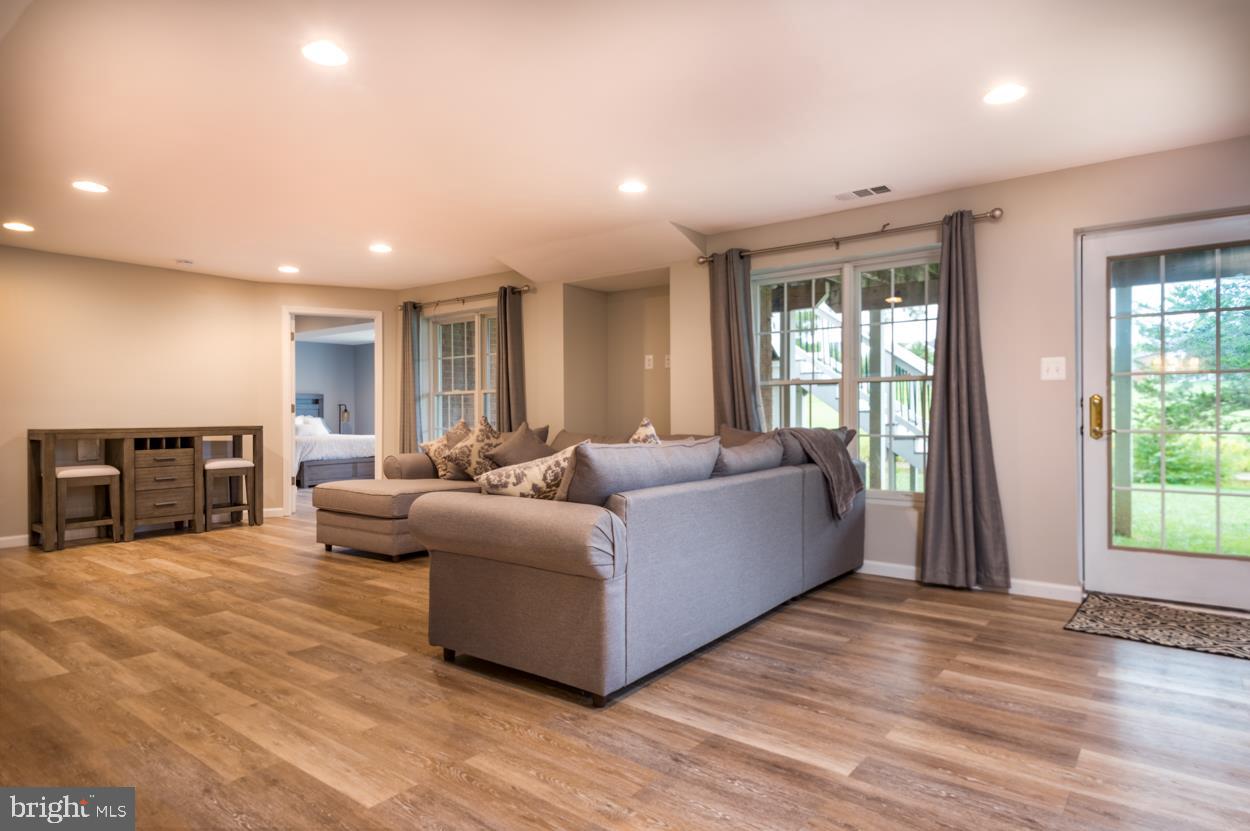 DOMINION VALLEY COUNTRY CLUB - Residential