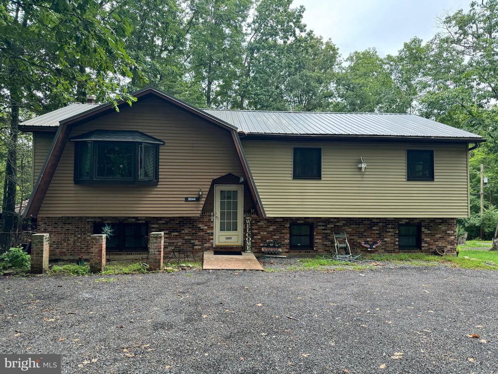 Photo of 8044 Promontory Drive, WHITE HAVEN, PA 18661 (MLS # PALU2002822)