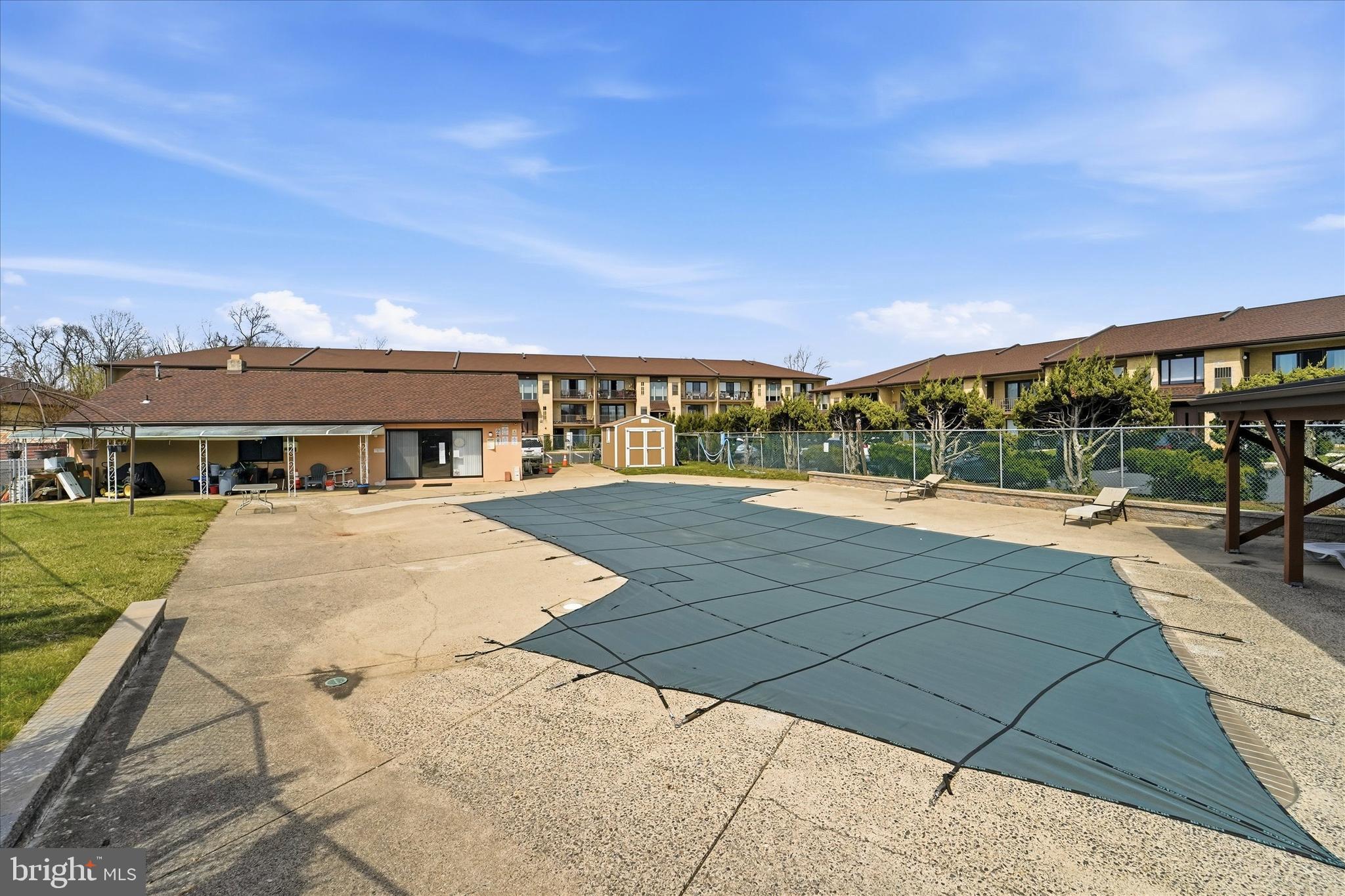 BUSTLETON - Residential