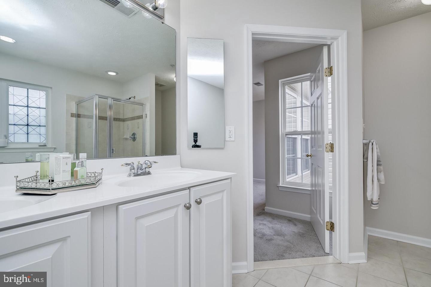 VILLAGES OF DORCHESTER - Residential Lease