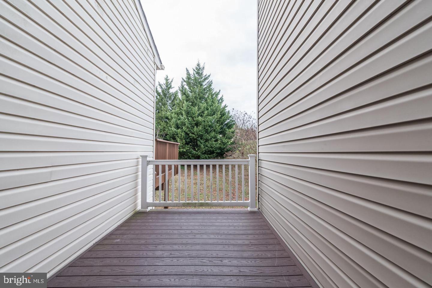 VILLAGES OF DORCHESTER - Residential Lease