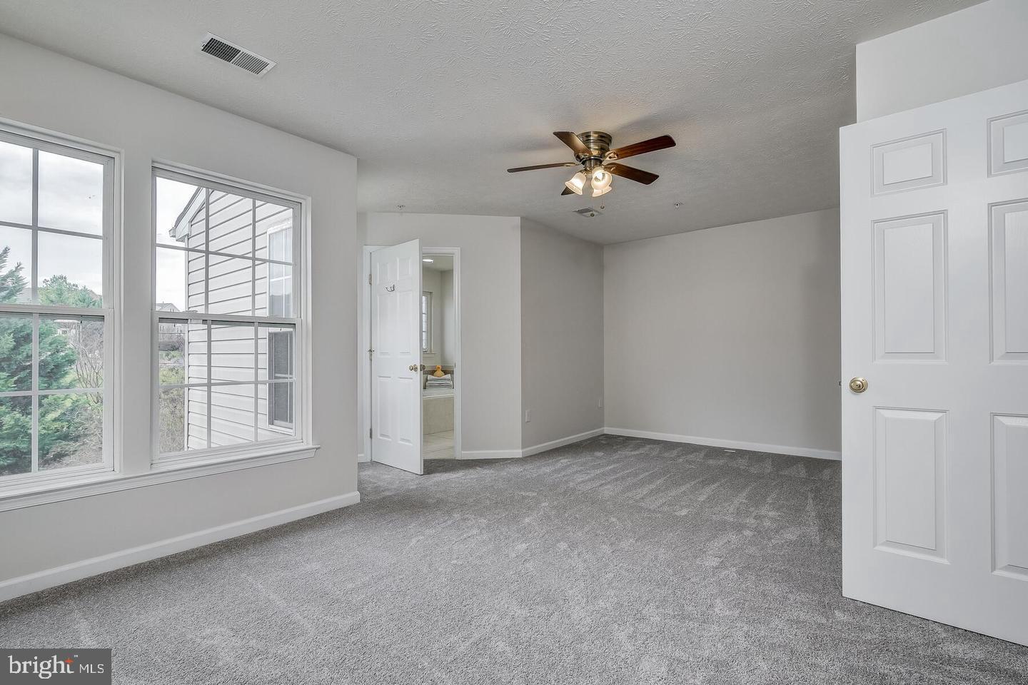 VILLAGES OF DORCHESTER - Residential Lease