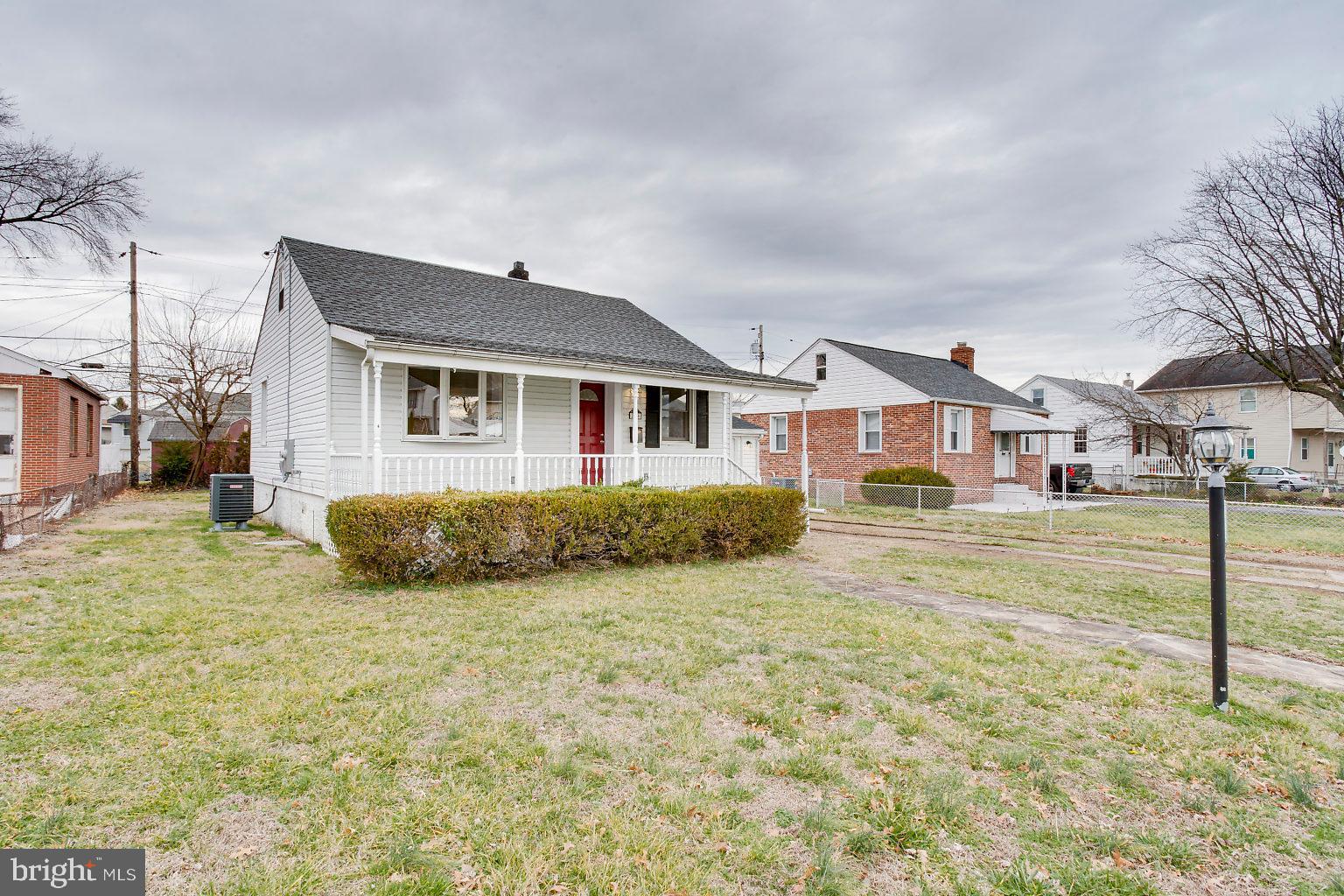 GRAY MANOR - Residential