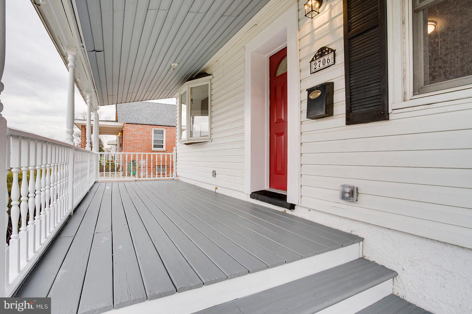 GRAY MANOR - Residential