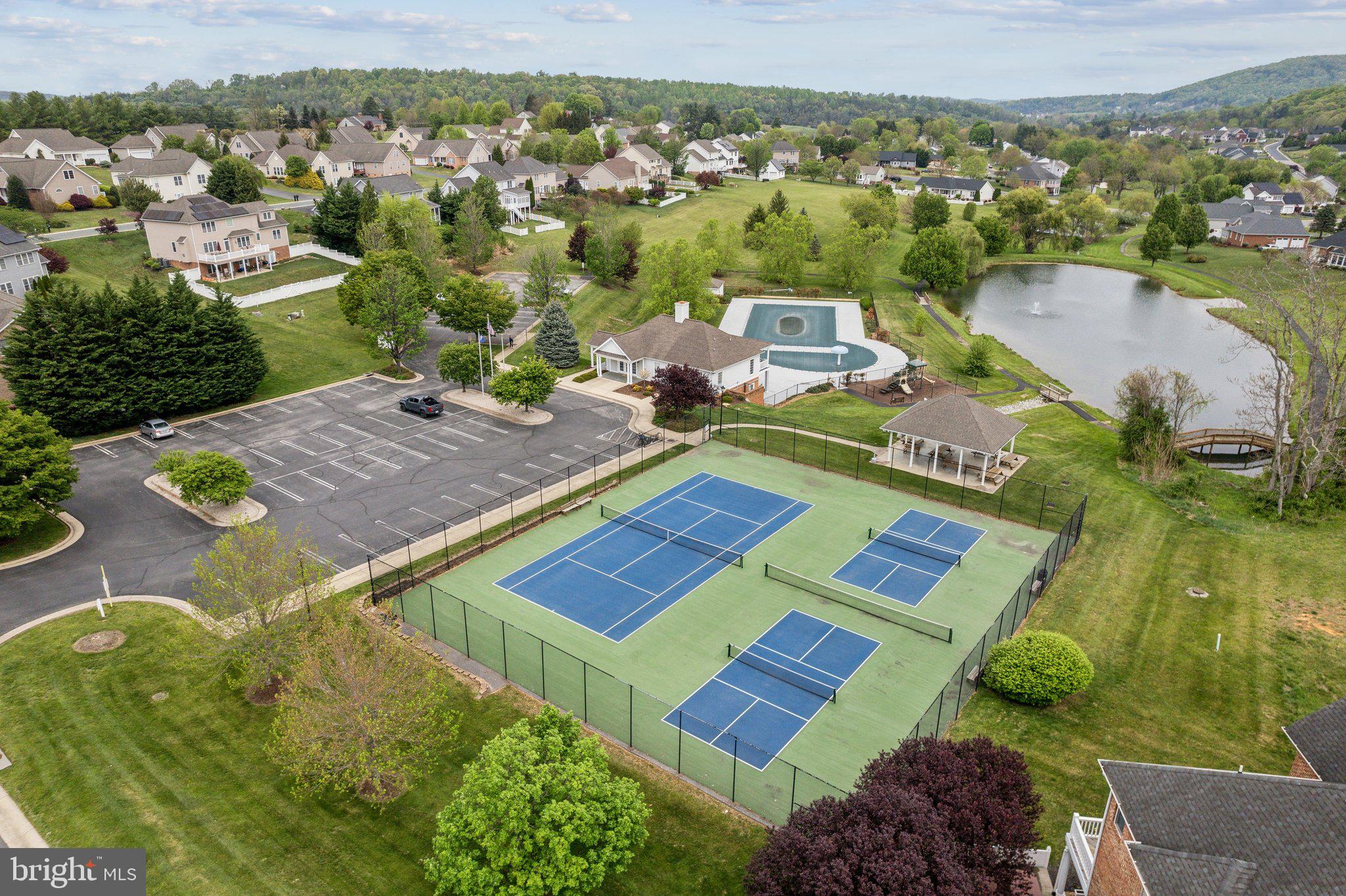 SPRING LAKES - Residential