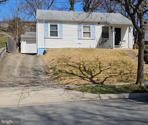 712 Crabb Avenue, Rockville, MD MLS: MDMC2171982