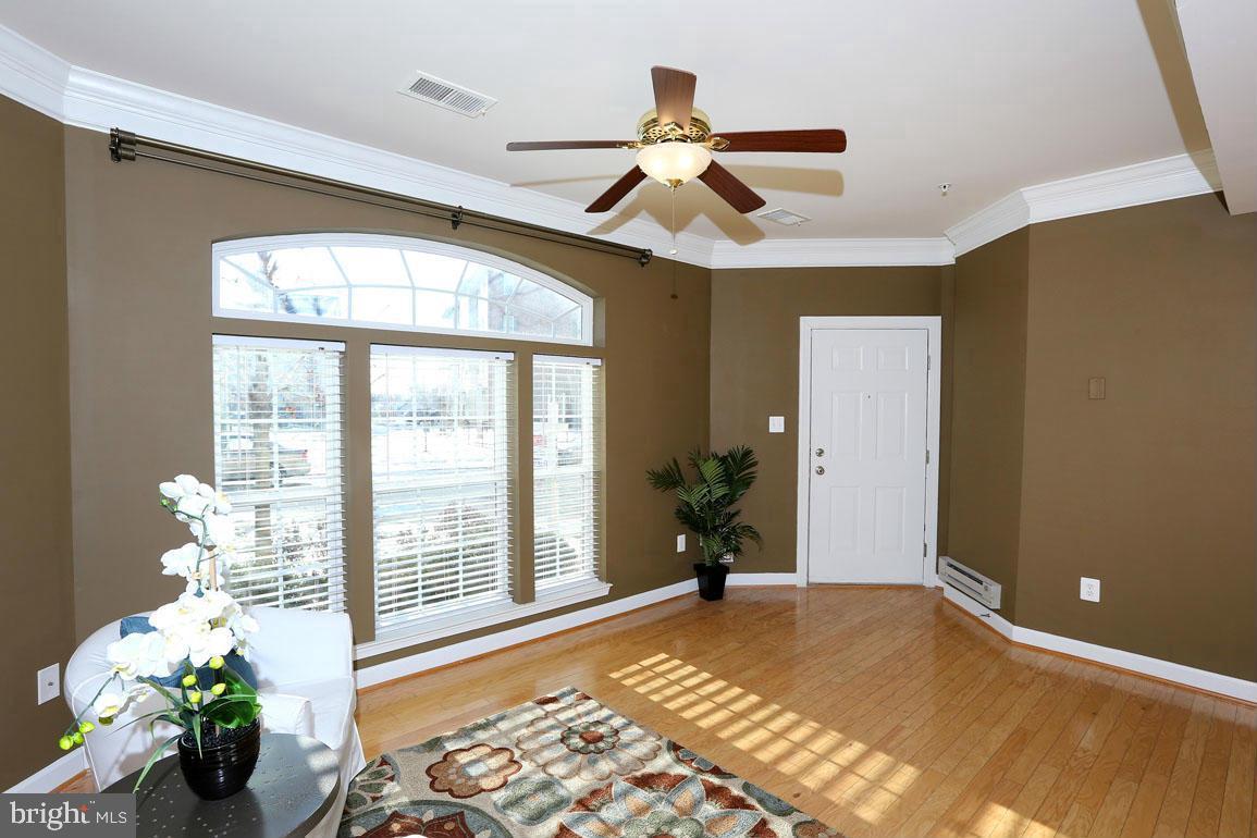 VILLAGES OF URBANA - Residential Lease