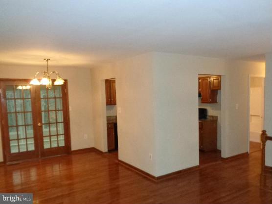 BRINKLEY SQUARE - Residential