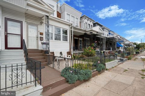 Townhouse For Sale - 1337 S 54th Street<br/> PHILADELPHIA, PA 19143