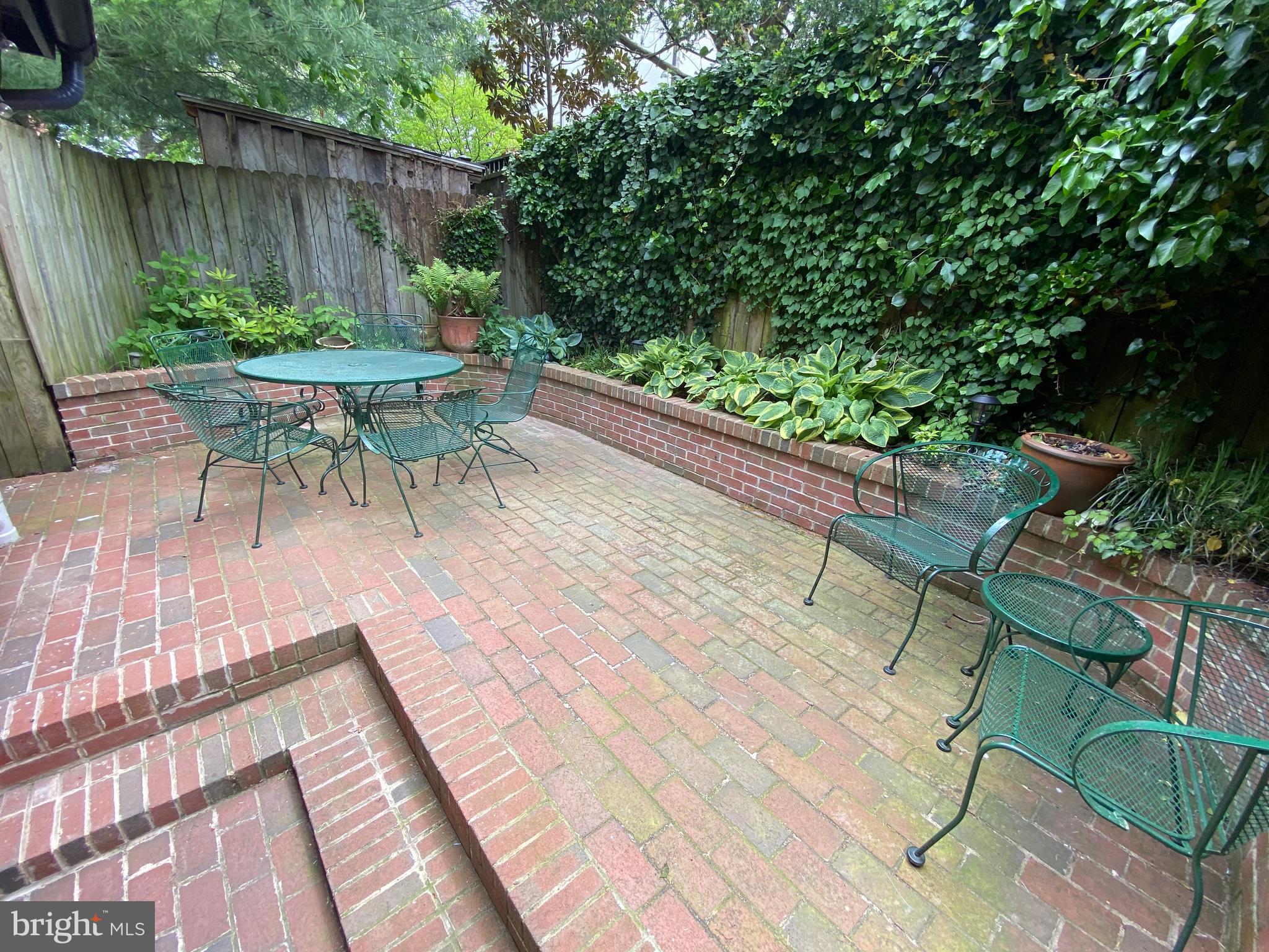 HISTORIC DISTRICT - Residential