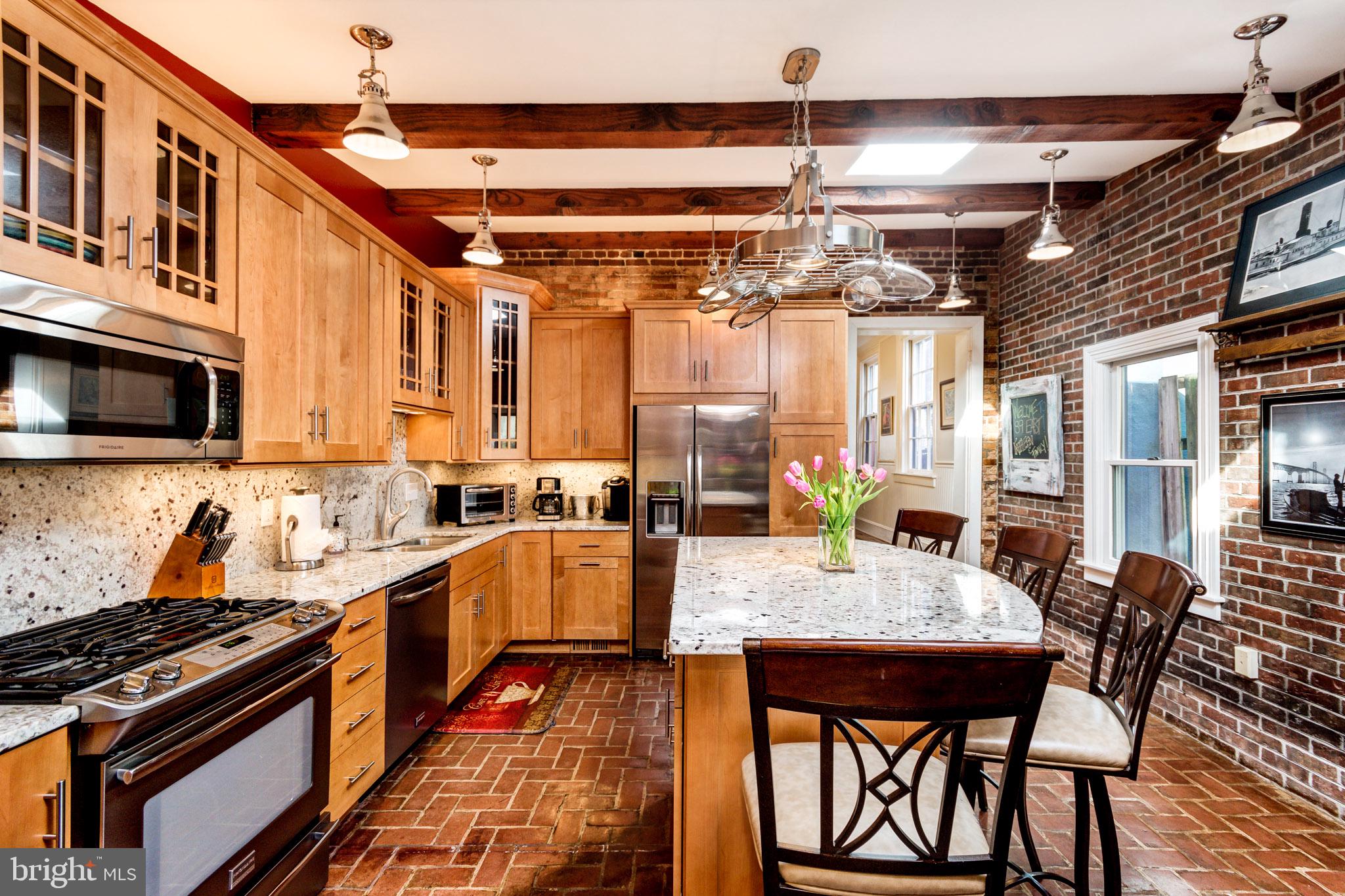 HISTORIC DISTRICT - Residential